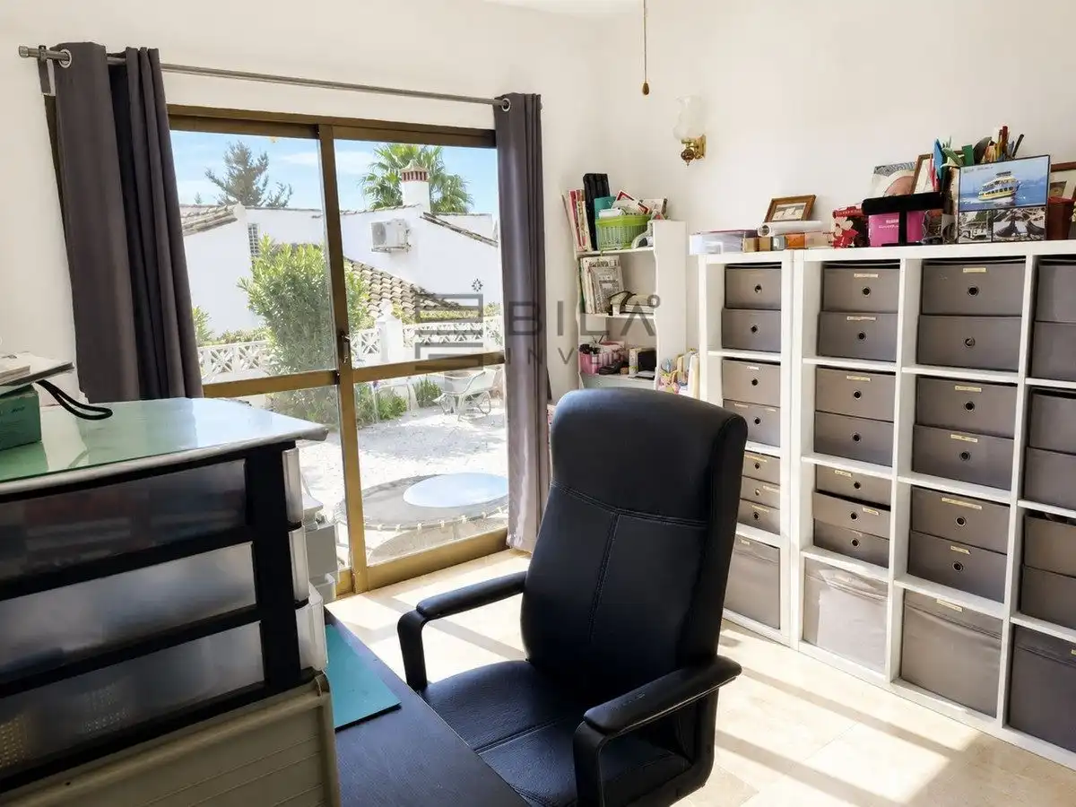 Detached house with pool for sale in Marlen, imagen 9