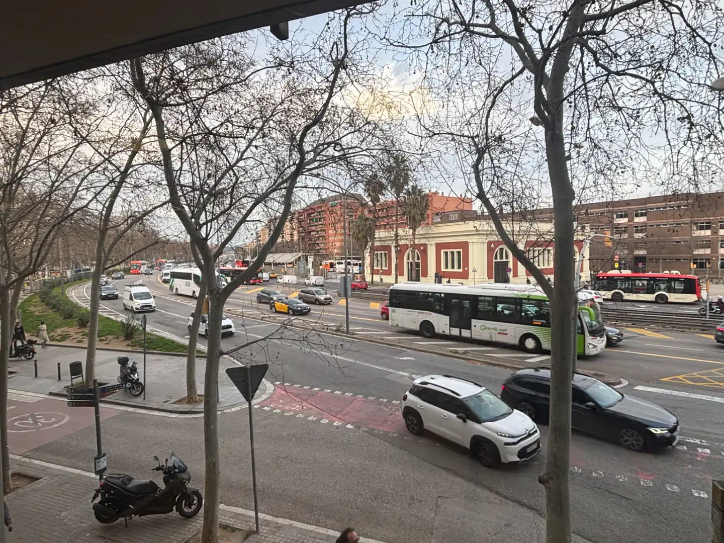 Vista exterior de Pis en venda en Barcelona amb Aire condicionat, Calefacció i Parquet
