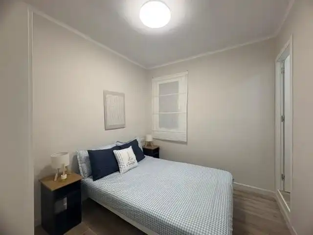 Bedroom of Flat for sale in Barcelona