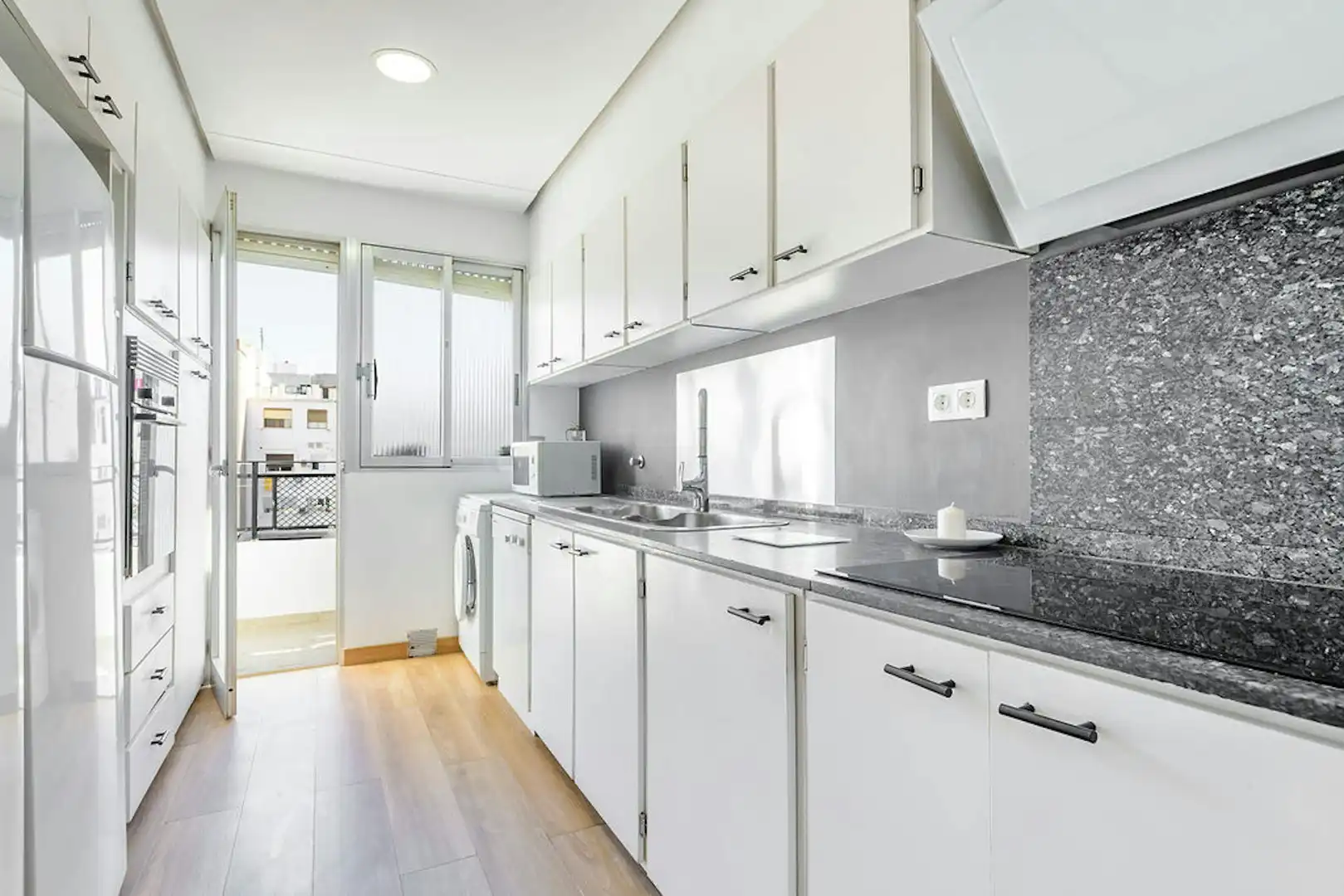 Cocina de Piso para compartir en Valencia con Calefacción, Amueblado y Lavadora