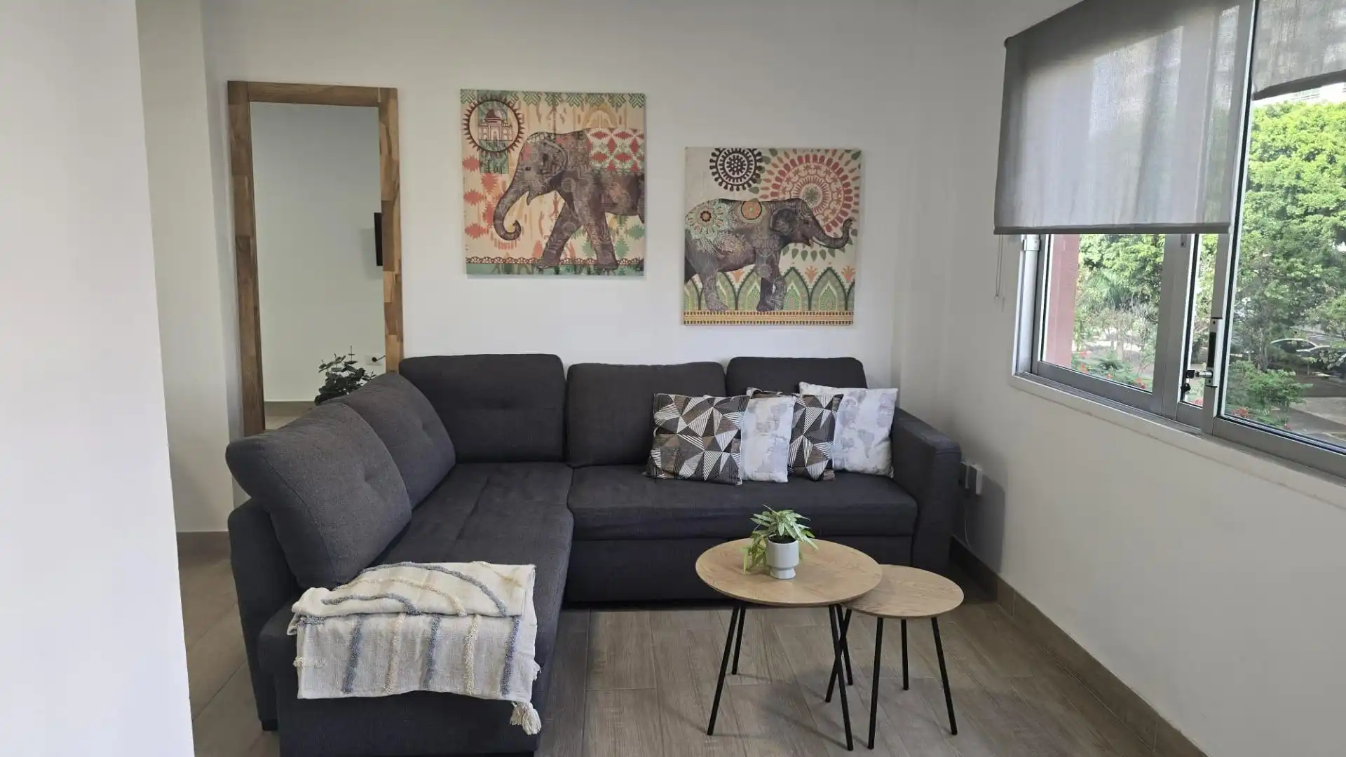Living room of Flat for rent in Santa Cruz de Tenerife  with Terrace, Furnished and Community pool