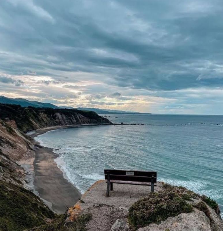 Exterior view of House or chalet for sale in Cudillero  with Heating, Private garden and Parquet flooring