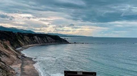 Foto 3 de Casa o chalet en venta en Carretera de Riego Abaxu, 17, Cudillero, Asturias