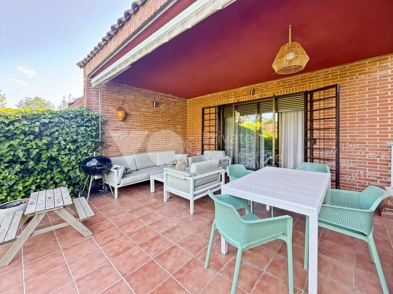 Terraza de Casa adosada en venta en Majadahonda con Aire acondicionado, Calefacción y Jardín privado