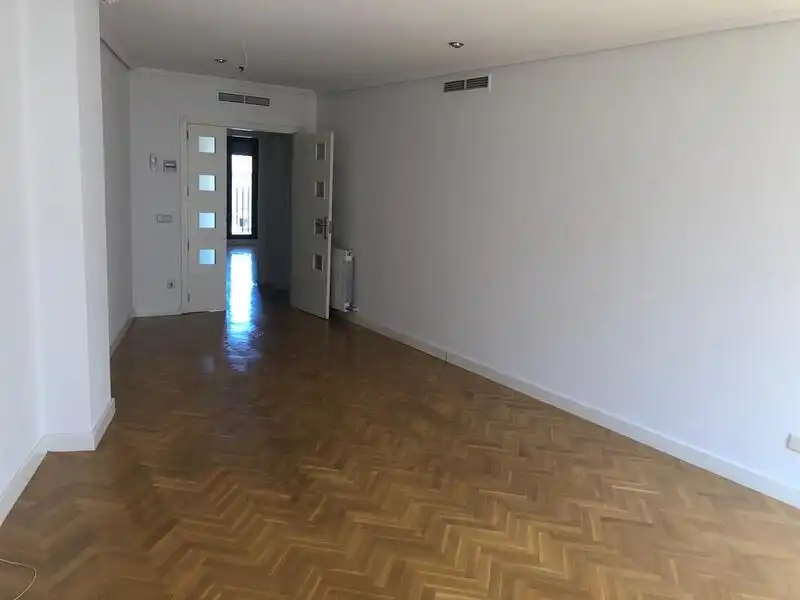 Wohnung zur Miete in Universidad - Malasaña
