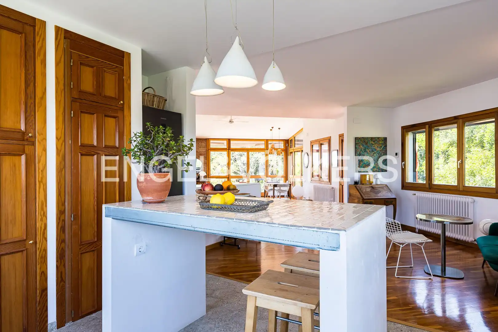 Cocina de Finca rústica en venta en Vilanova i la Geltrú con Calefacción, Jardín privado y Terraza