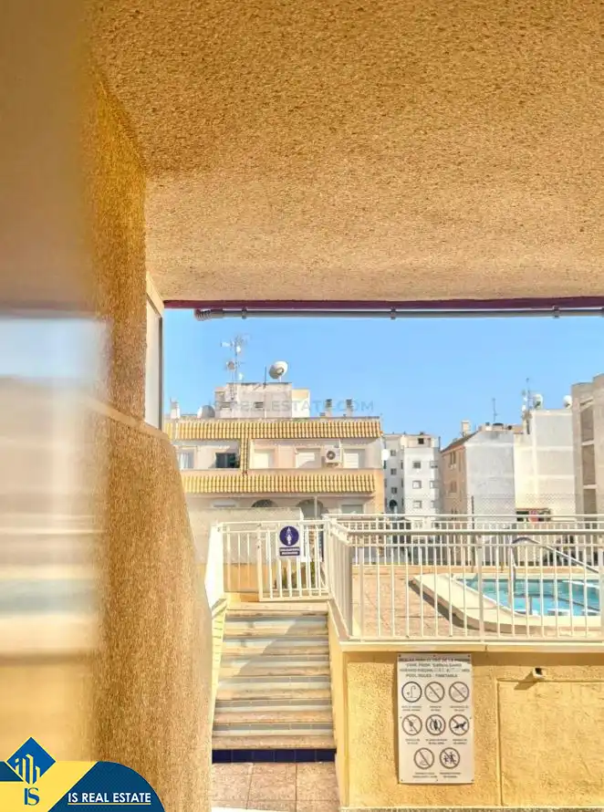 Terrasse von Wohnungen zum Verkauf in Torrevieja mit Heizung, Terrasse und Möbliert