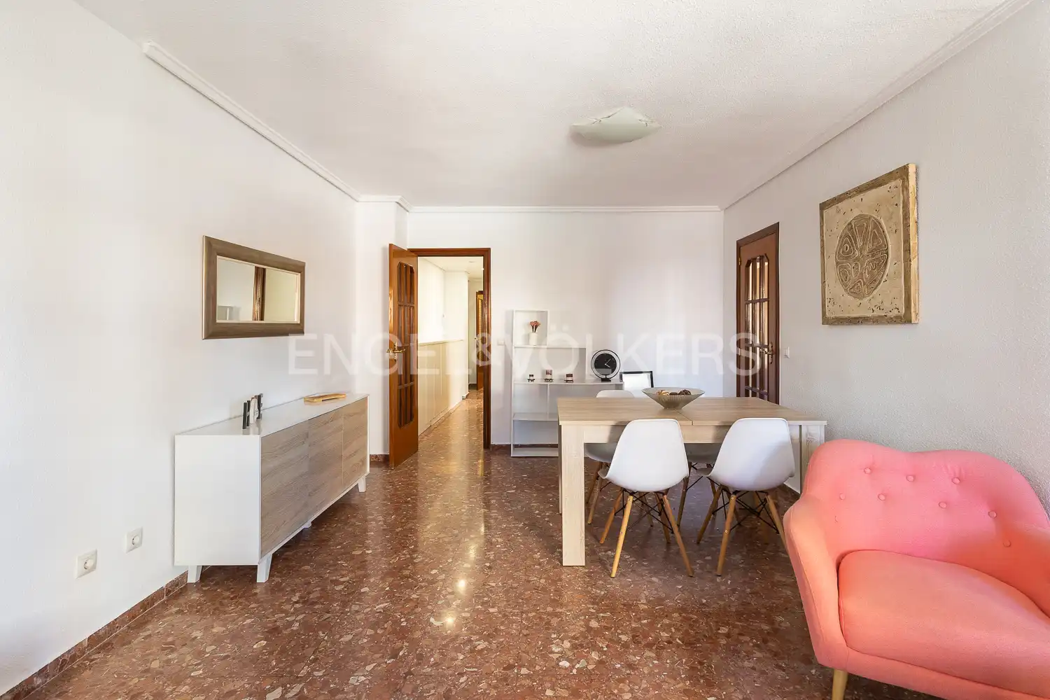 Sala de estar de Piso de alquiler en  Valencia Capital con Aire acondicionado, Calefacción y Amueblado