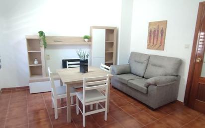 Single-family semi-detached to rent in Casco Histórico