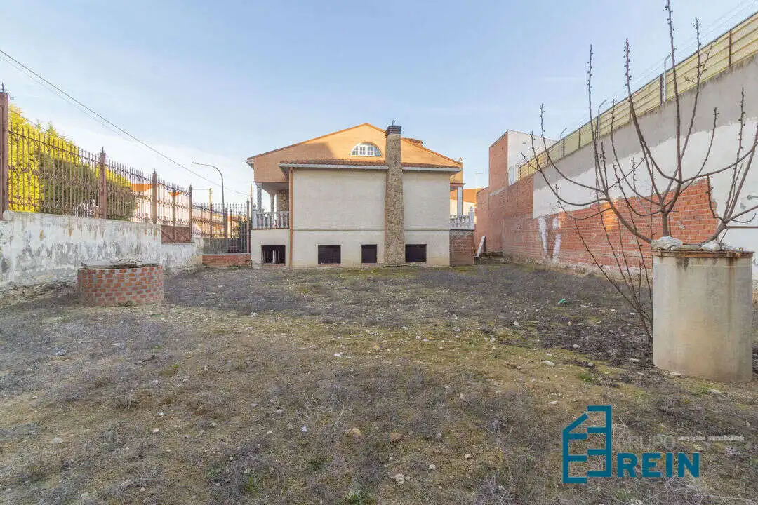 Chalet con jardín en venta en LARGO CABALLERO 1, imagen 71