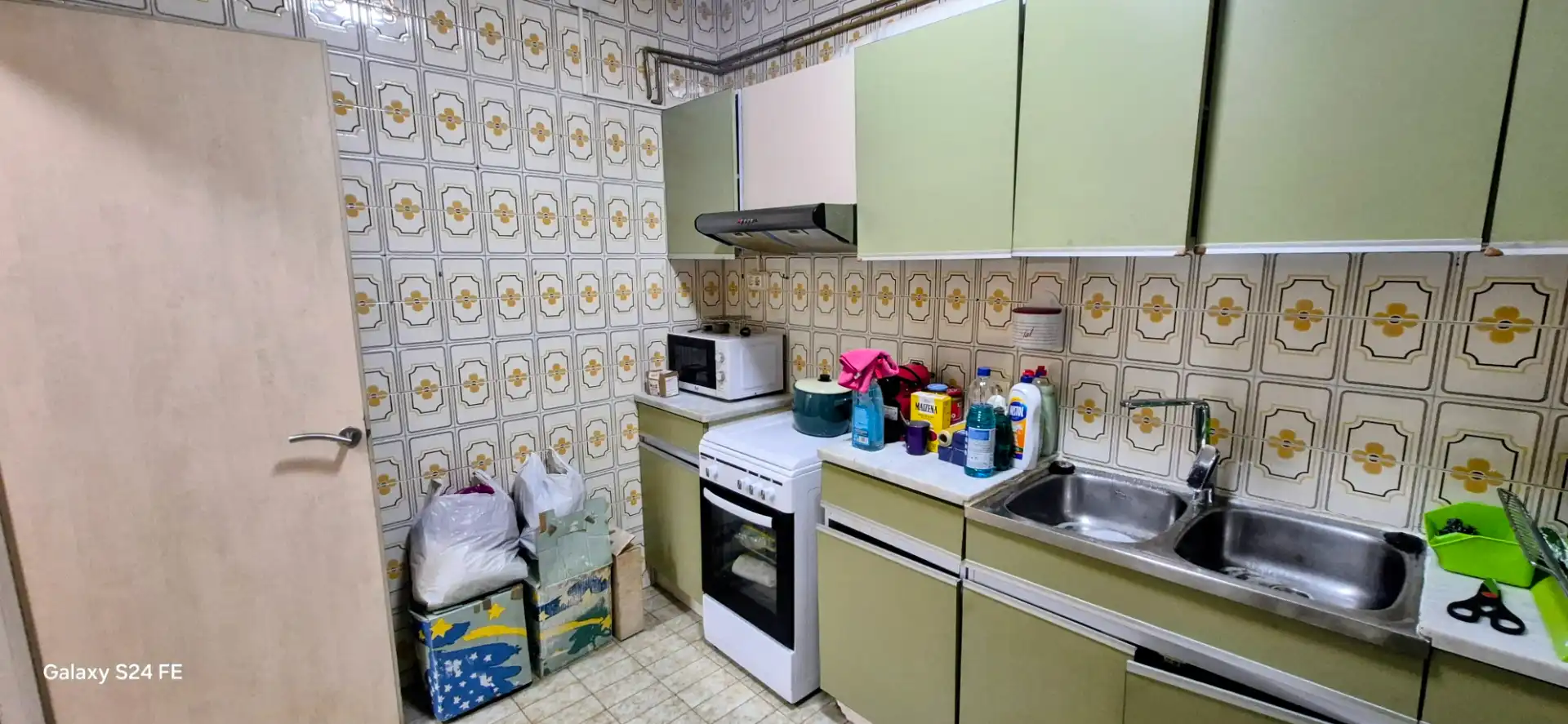 Kitchen of Flat for sale in Barcelona  with Air Conditioner, Furnished and Oven