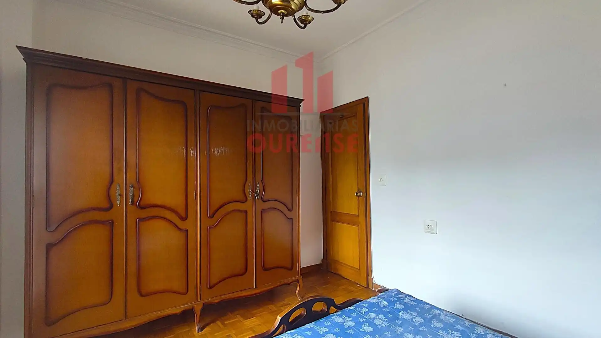 Dormitori de Casa o xalet en venda en Ourense Capital  amb Calefacció