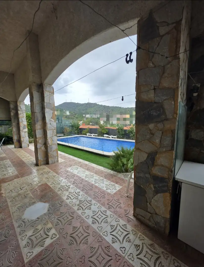 Chalet con terraza en venta en Sant Fost de Campsentelles, imagen 11