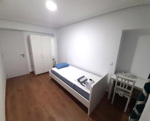 Dormitori de Pis per a compartir en Alcalá de Henares amb Aire condicionat i Terrassa