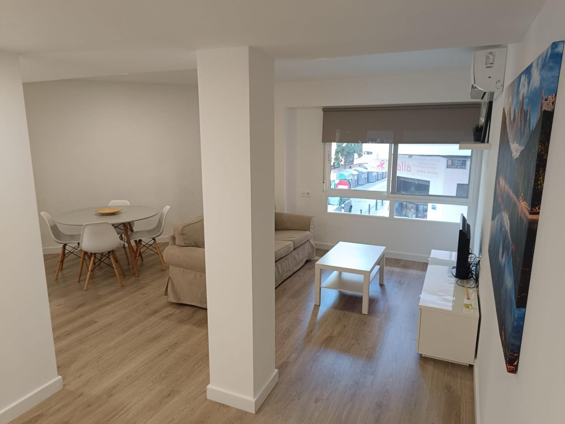 Sala de estar de Piso de alquiler en  Murcia Capital con Aire acondicionado y Amueblado