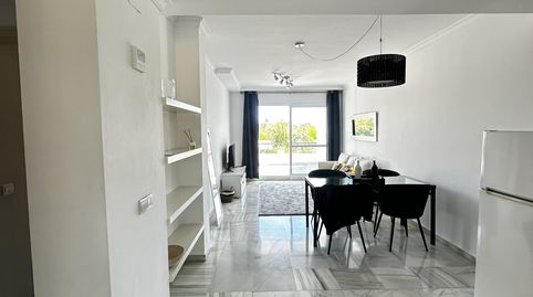 Foto 3 de Apartament en venda a Los Naranjos, Marbella