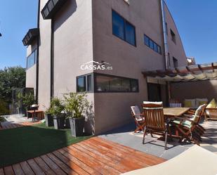 Terrassa de Casa adosada en venda en Torrejón de Ardoz amb Aire condicionat, Terrassa i Piscina