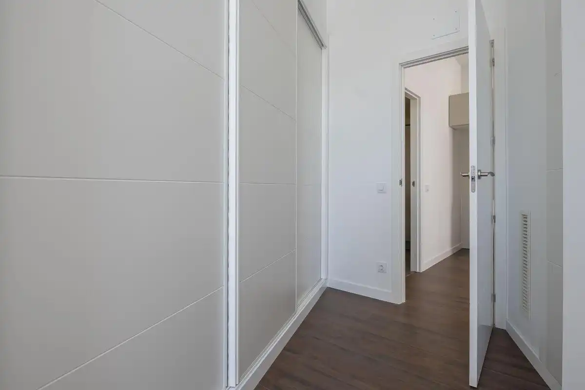 Ground floor for sale in Madrid  with Air Conditioner and Heating