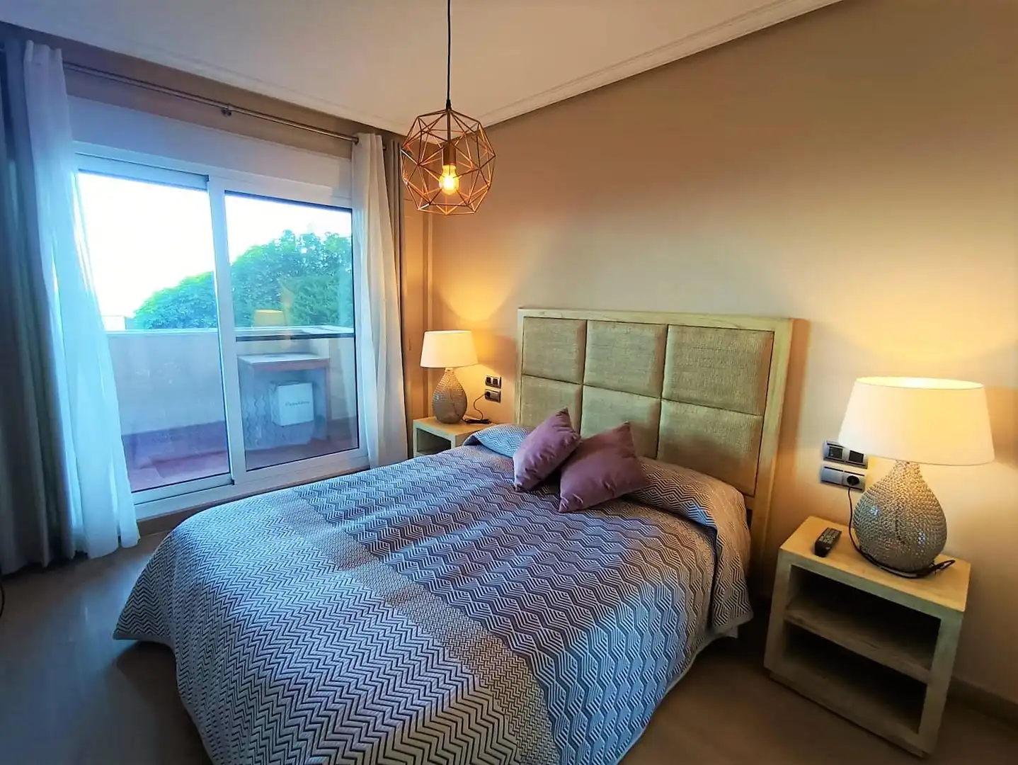 Habitación de Apartamento en venta en Águilas con Aire acondicionado, Calefacción y Jardín privado