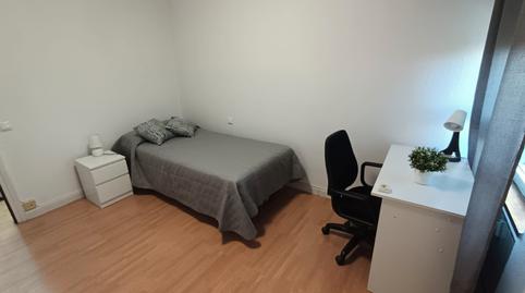 Photo 4 of Flat to share in Plaza del Encuentro, 1, Media Legua, Madrid