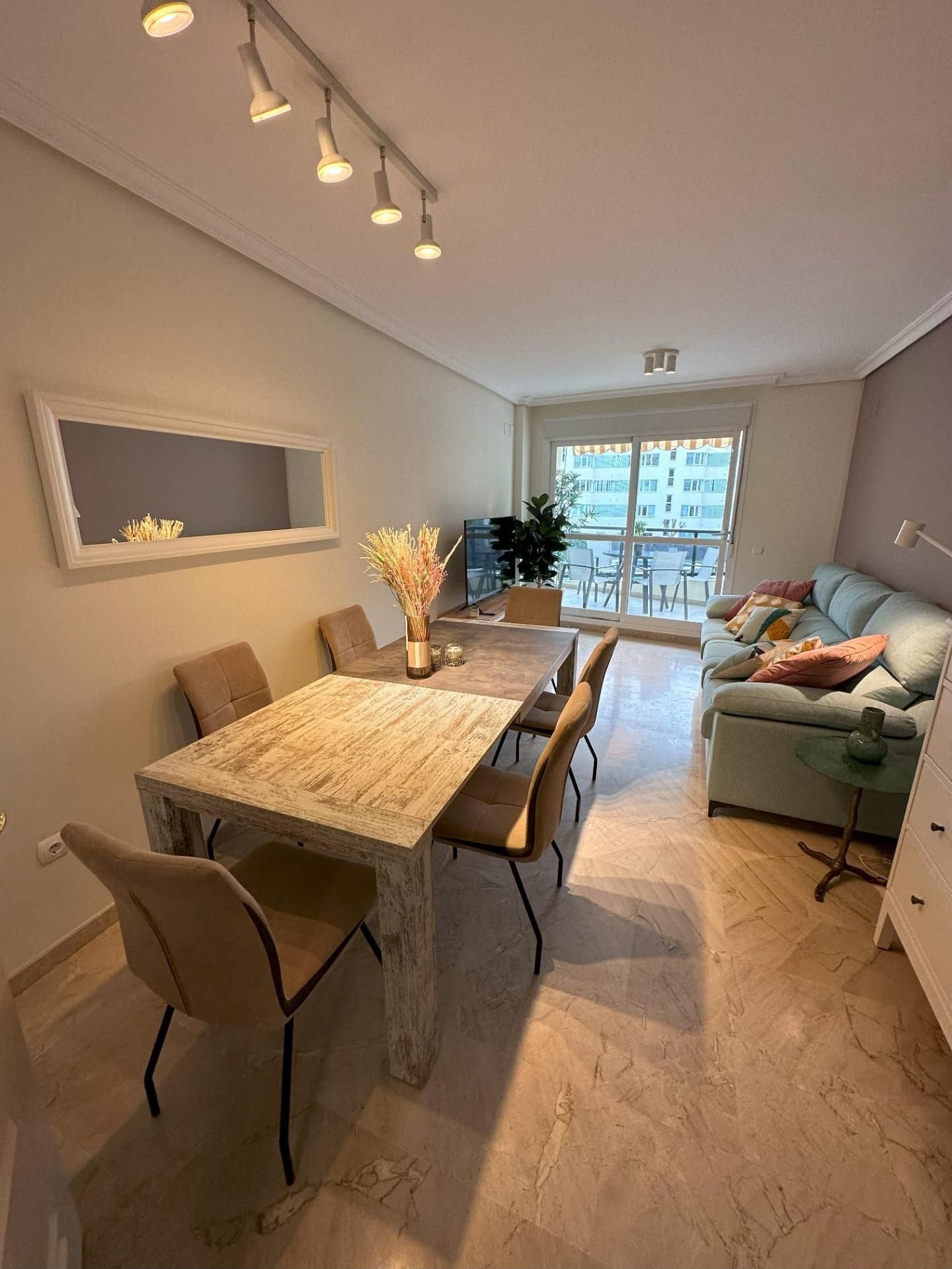 Dining room of Flat for sale in Torremolinos  with Air Conditioner, Heating and Terrace