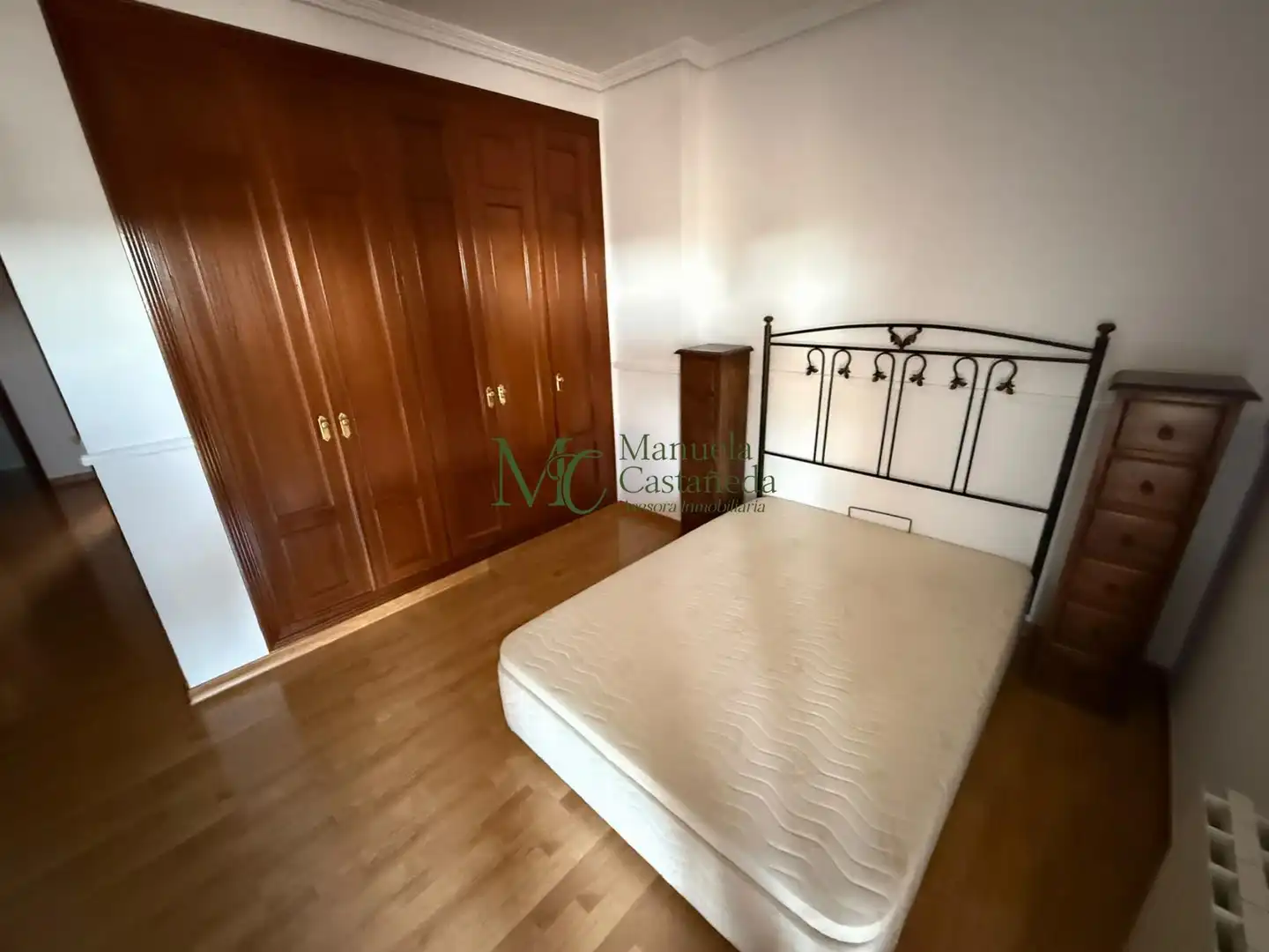 Bedroom of Flat for rent in Mérida  with Air Conditioner, Heating and Alarm