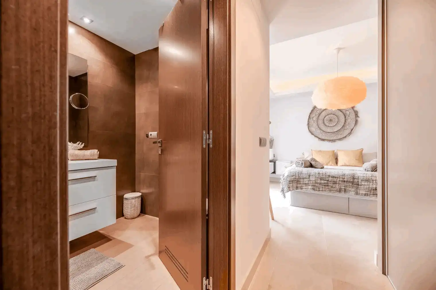 Baño de Planta baja en venta en Benahavís con Aire acondicionado, Terraza y Trastero