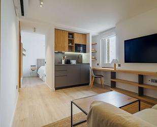 Dormitori de Apartament per a compartir en  Madrid Capital amb Aire condicionat, Calefacció i Terrassa