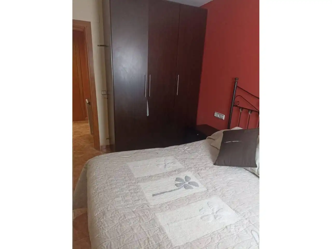 Habitación de Dúplex en venta en Olot con Calefacción, Terraza y Balcón