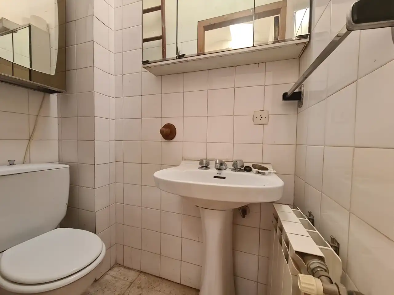 Baño de Casa adosada en venta en La Adrada  con Balcón