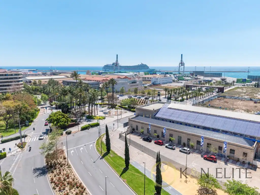 Vista exterior de Àtic en venda en Alicante / Alacant amb Aire condicionat, Jardí privat i Terrassa