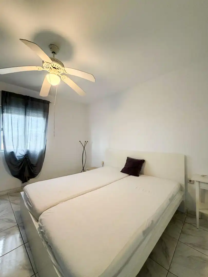 Habitación de Ático de alquiler en San Bartolomé de Tirajana con Jardín privado, Terraza y Amueblado
