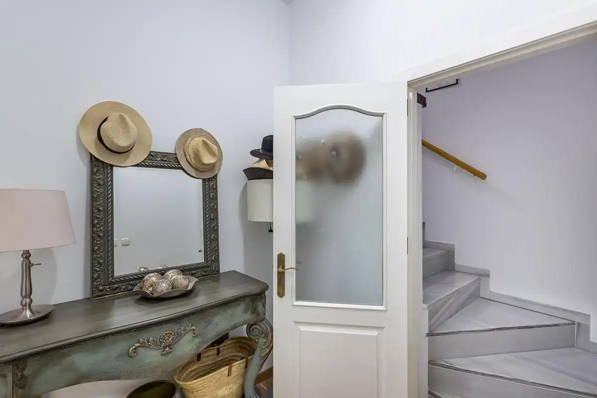 Casa adosada en venta en Motril con Terraza, Balcón y Piscina comunitaria