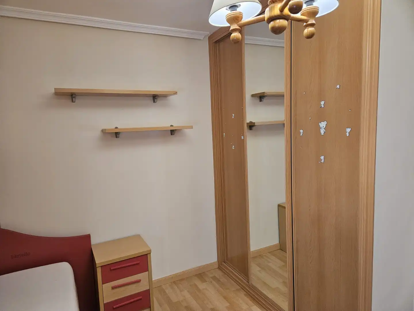 Habitación de Piso de alquiler en Alcalá de Henares con Aire acondicionado, Calefacción y Amueblado