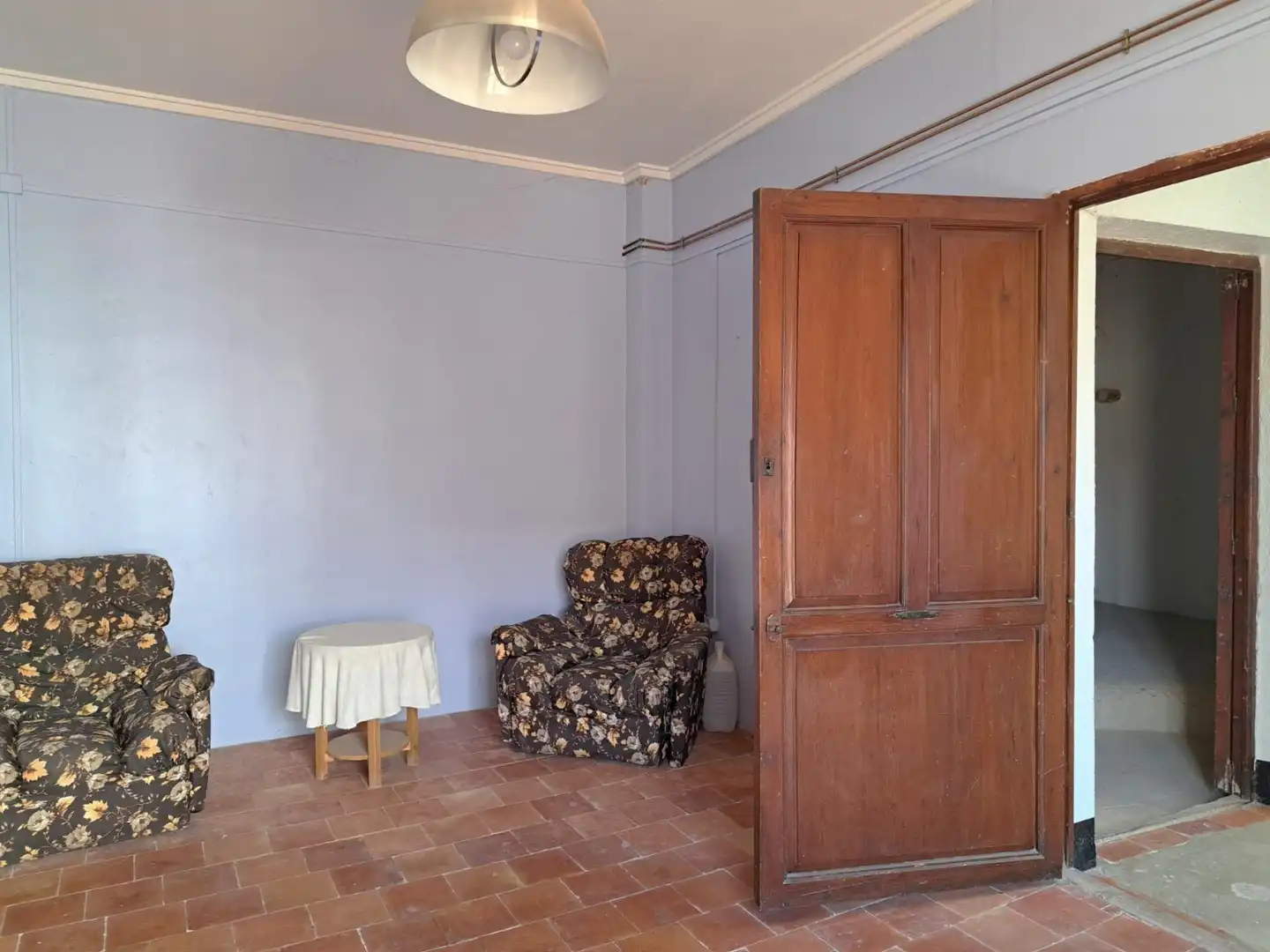 Casa adosada en venda en Requena amb Terrassa, Traster i Balcó