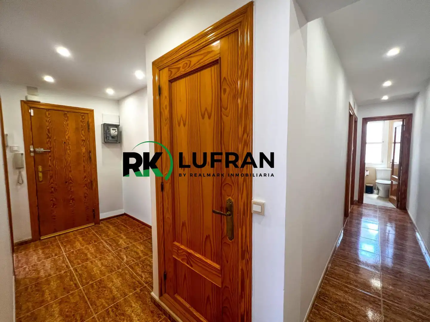 Piso en venta en Alicante / Alacant con Balcón