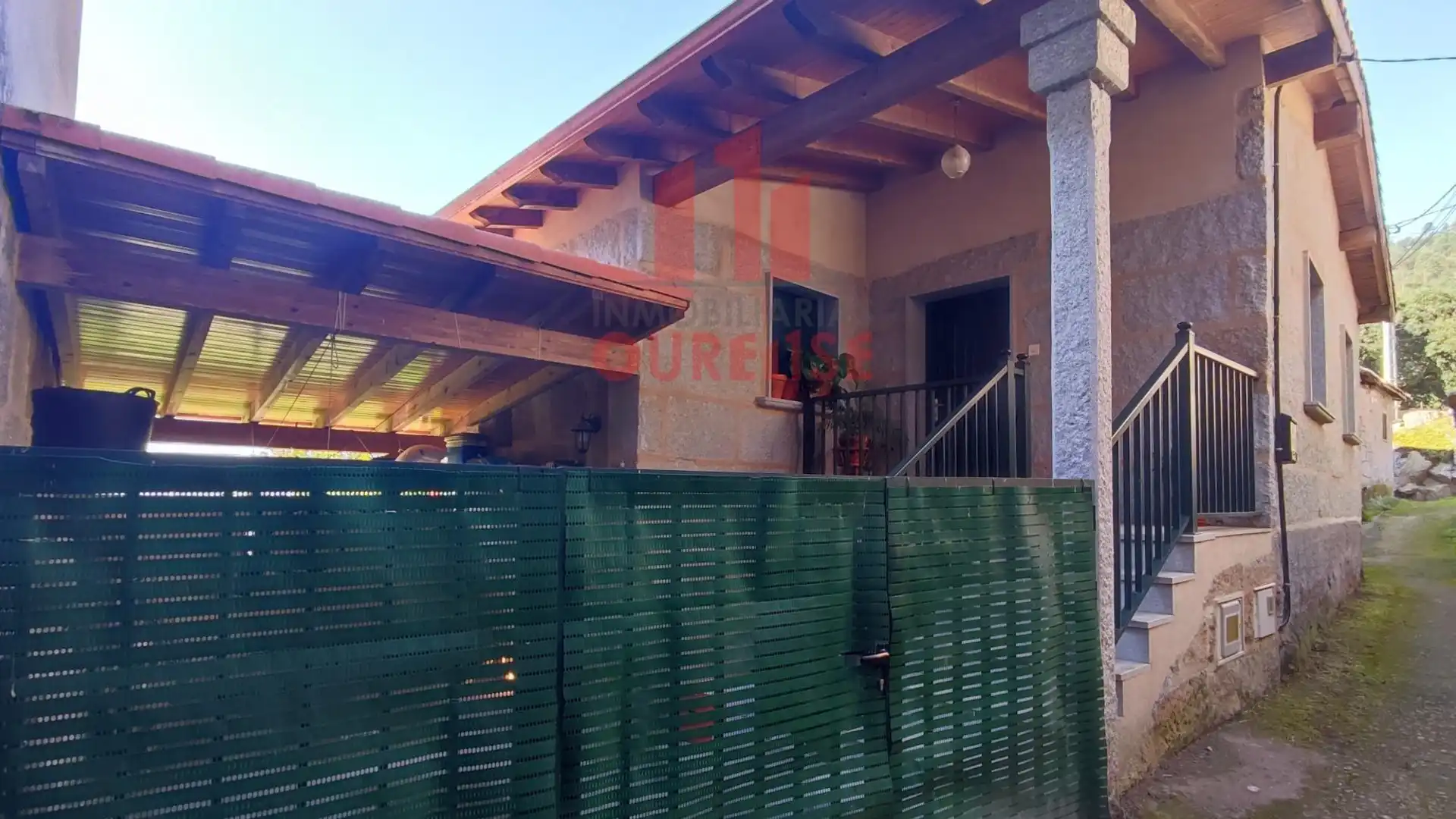 Vista exterior de Casa o xalet en venda en Ourense Capital  amb Jardí privat i Traster