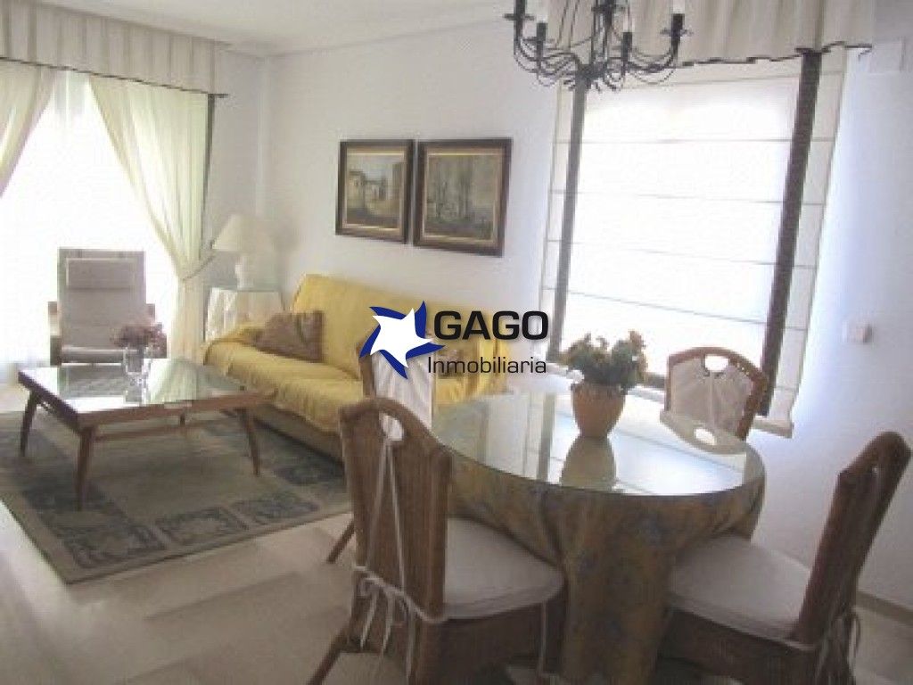 Sala d'estar de Pis de lloguer en  Córdoba Capital amb Aire condicionat, Calefacció i Moblat