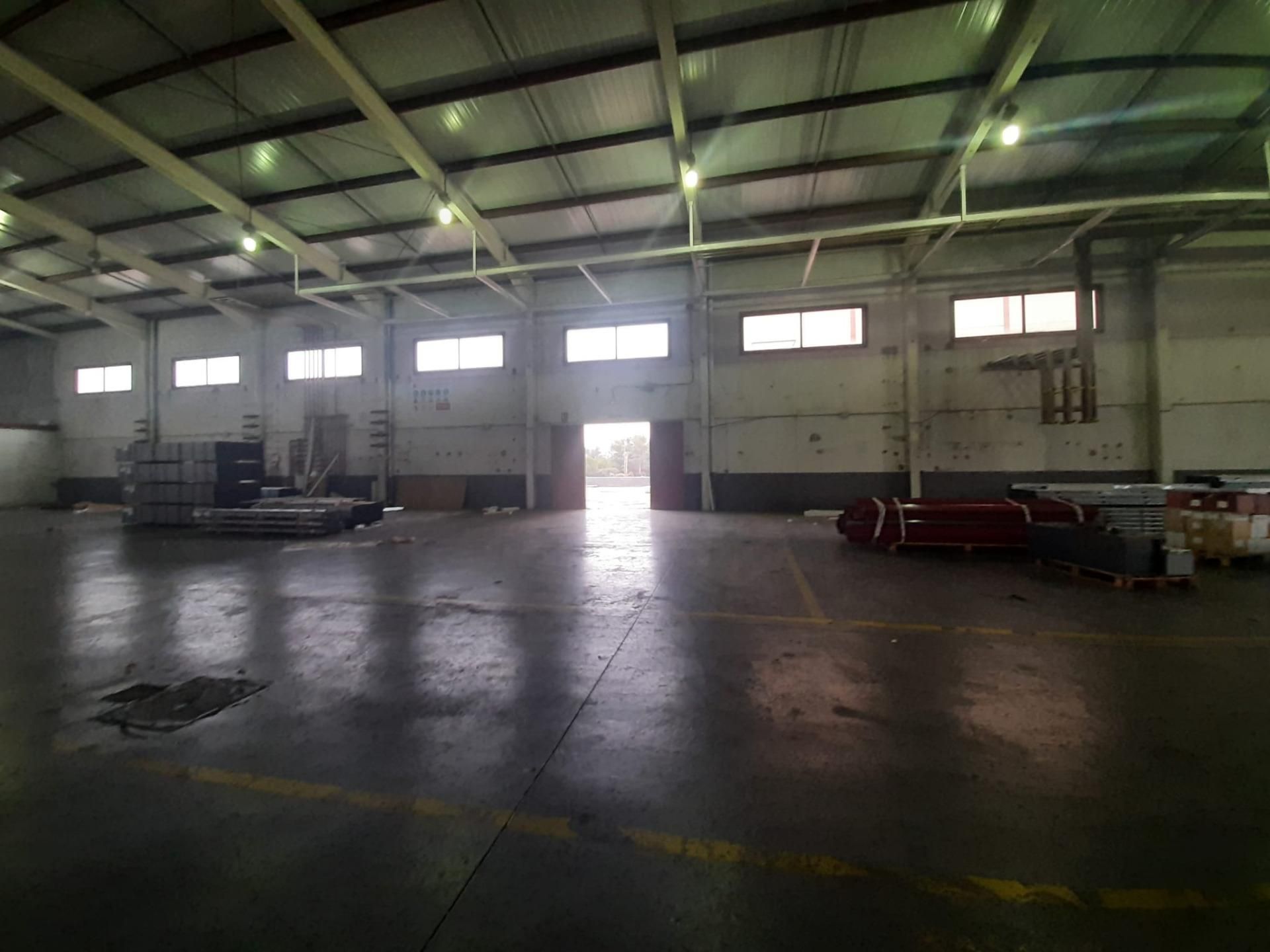Nau industrial de lloguer en Malpartida de Cáceres