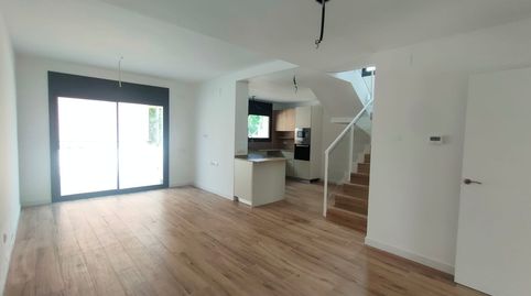 Foto 5 de Casa adosada en venda a Riudarenes, Girona