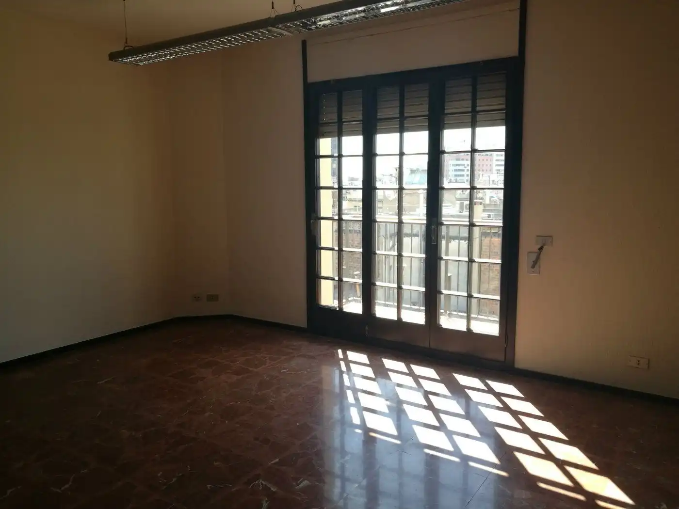 Büro zur Miete in Barcelona mit Klimaanlage und Heizung