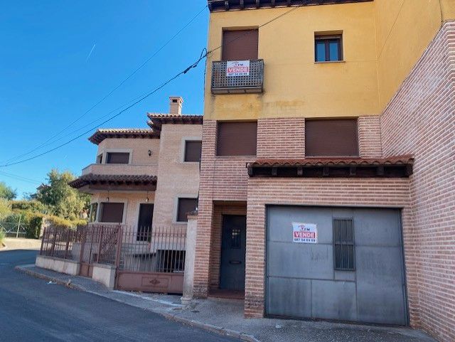 Vista exterior de Casa o chalet en venta en San Pablo de los Montes con Calefacción, Jardín privado y Terraza