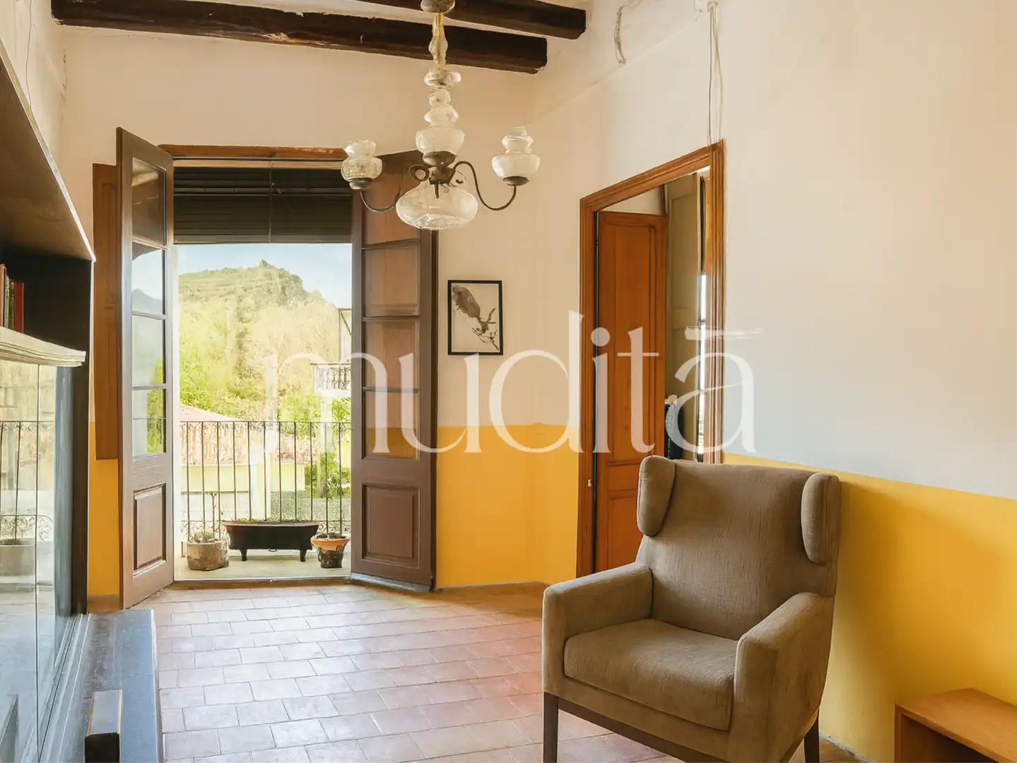 Sala d'estar de Casa adosada en venda en Sant Quirze de Besora amb Calefacció, Terrassa i Traster
