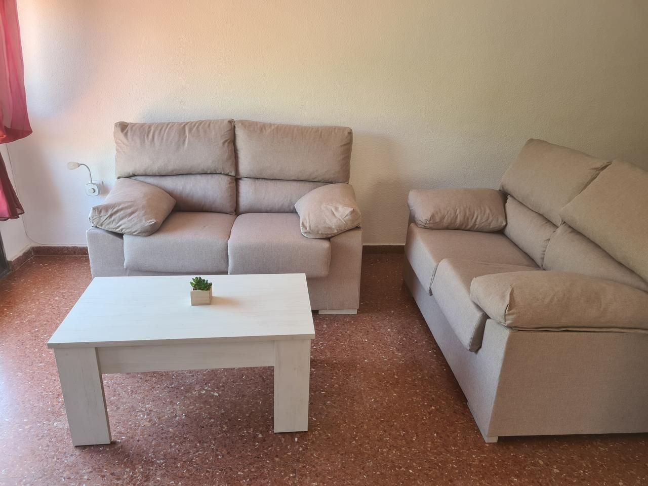 Sala d'estar de Pis de lloguer en  Granada Capital amb Terrassa i Moblat