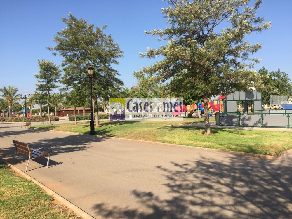 Residencial en venta en Rafelbuñol / Rafelbunyol