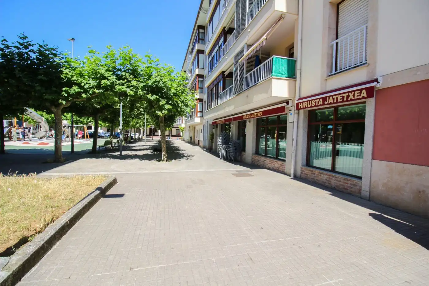 Exterior view of Commercial properties for sale in Aretxabaleta  with Air Conditioner and Furnished