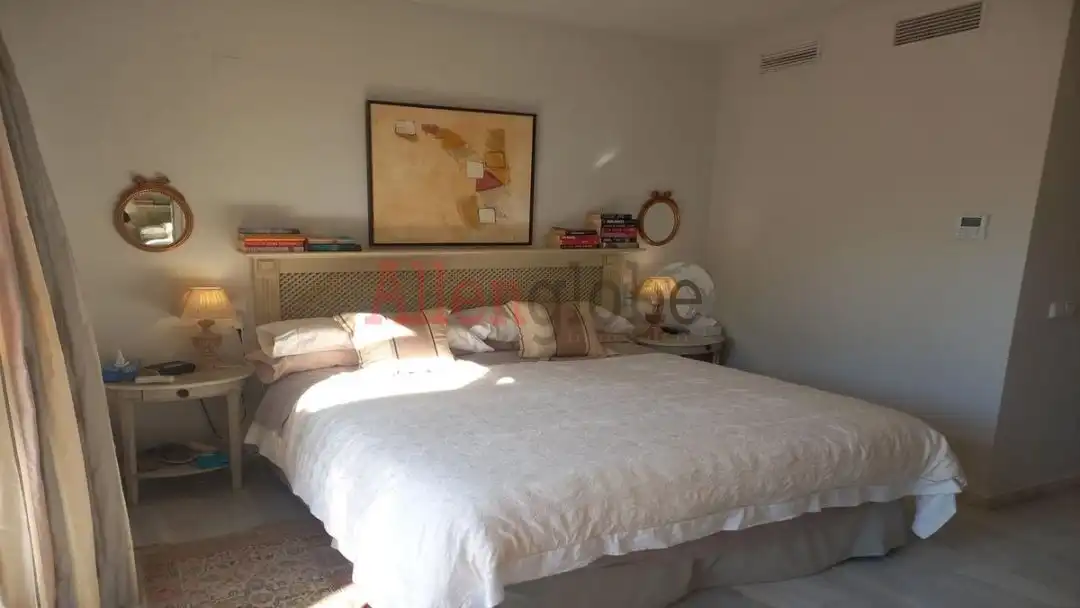Flat with terrace for sale in San Pedro de Alcántara, imagen 18
