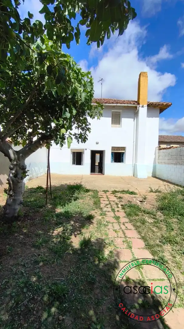 Detached homes for sale in Bercianos del Real Camino - Calle Valdespino, Bercianos del Real Camino