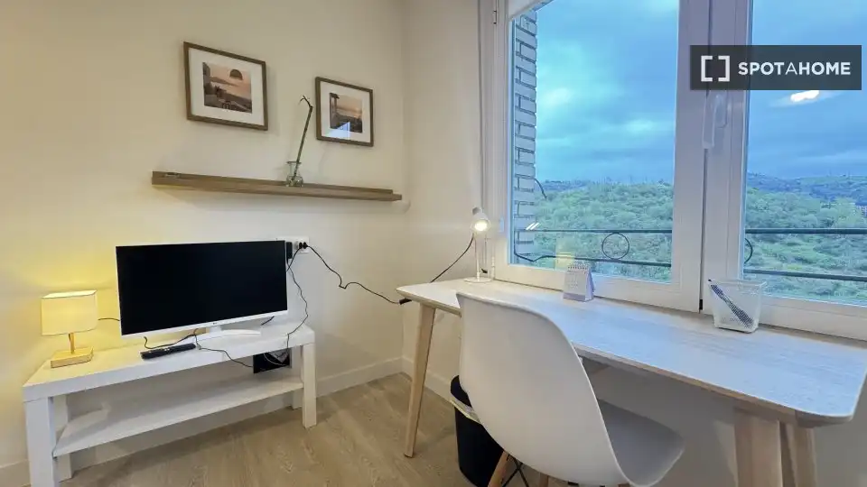 Room in La Peña
