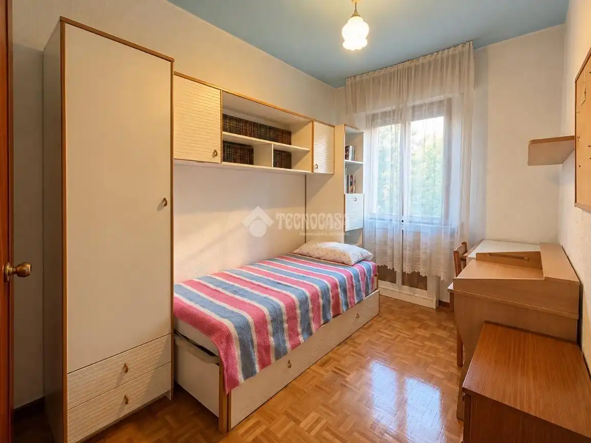 Casa pareada con jardín en venta en Casco Antiguo, imagen 24